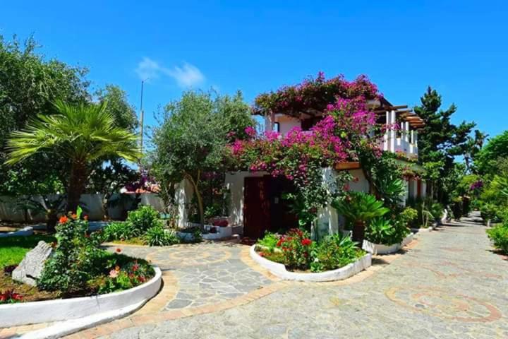 Villaggio La Pizzuta Паргелия Экстерьер фото